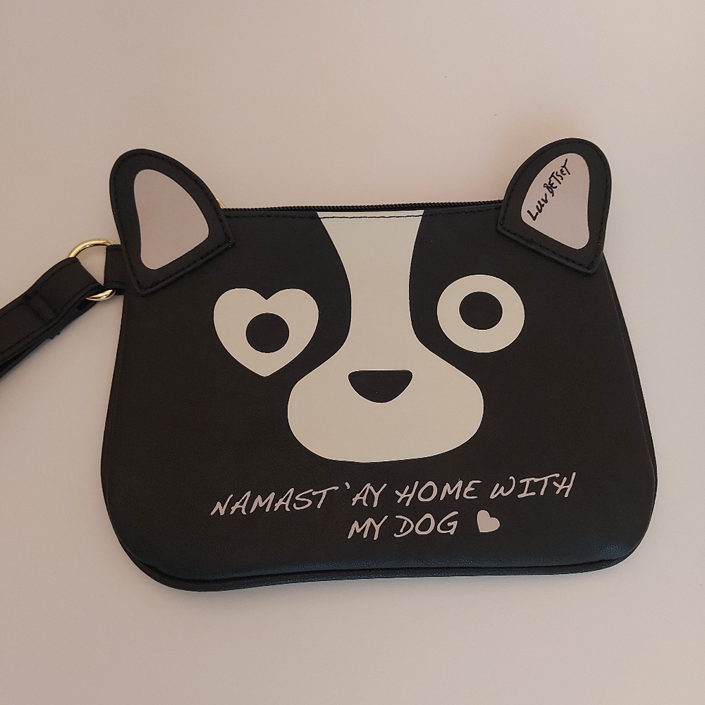 Dog Face Wristlet with Heart Details
